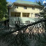 шиповець 호텔