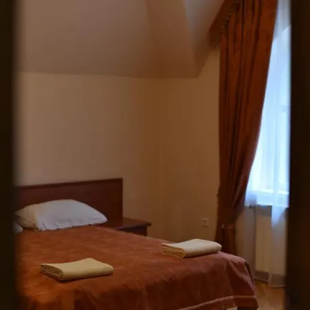 шиповець Hotel