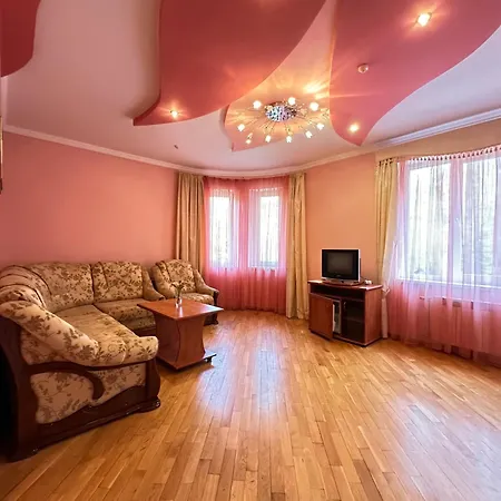 шиповець 3* Poroshkovo
